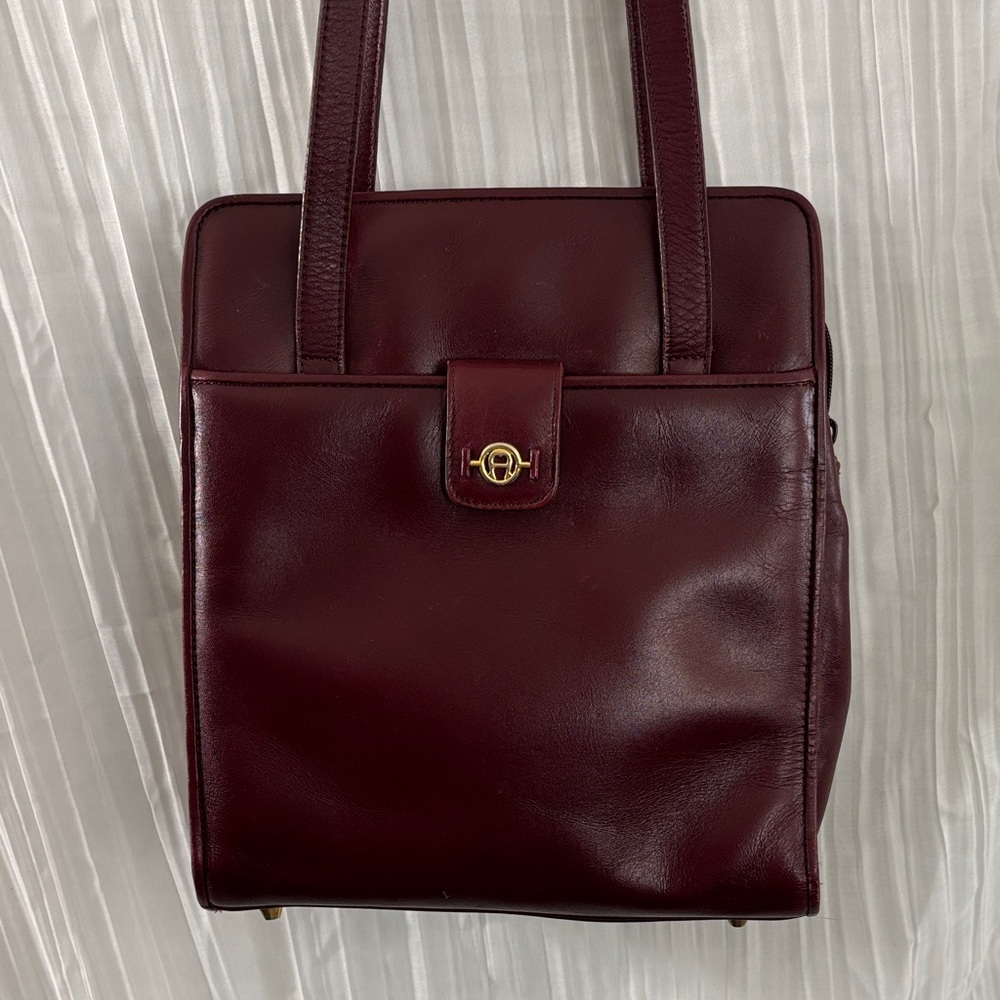 Vintage Etienne Aigner Burgundy Leather Shoulder Bag